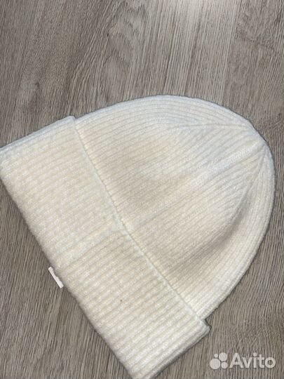 Шапка новая