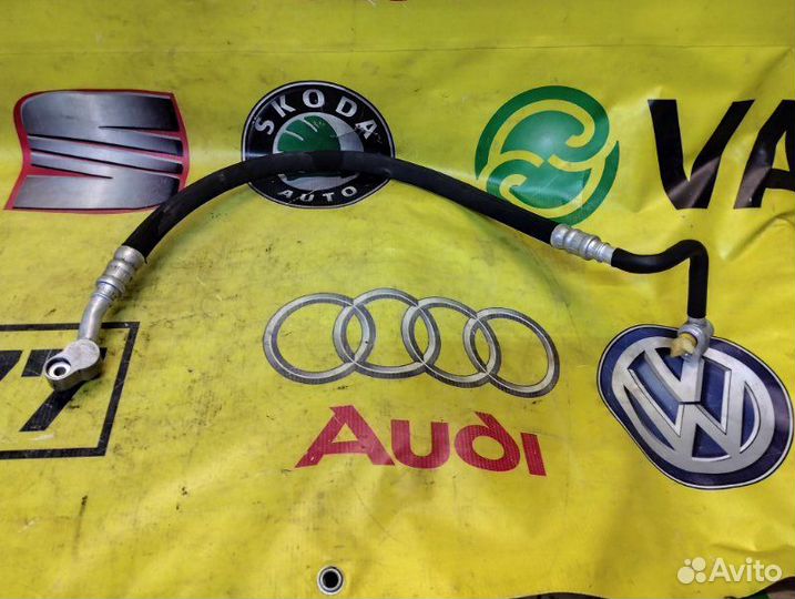 Трубка кондиционера Audi A6 универсал 2.8 CCE 2009