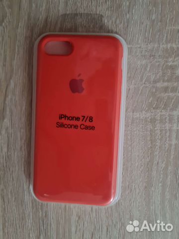 Чехол на телефон