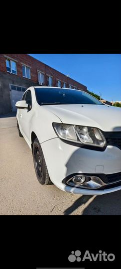 Renault Logan 1.6 AMT, 2015, 300 200 км