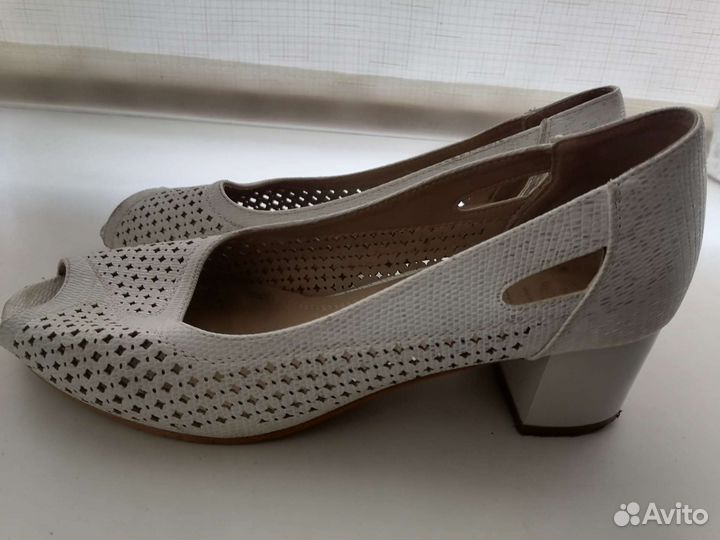 Туфли женские