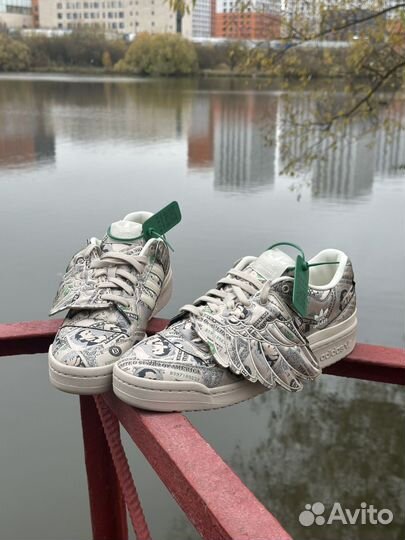 Jeremy Scott x Adidas Wings low 