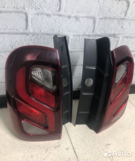 Фонарь задний левый Renault Duster 2018 г