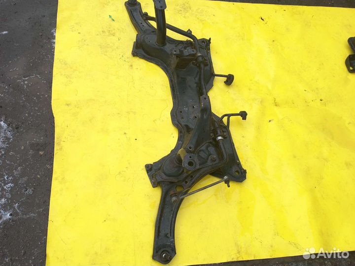 Suzuki сх 4 передний подрамник