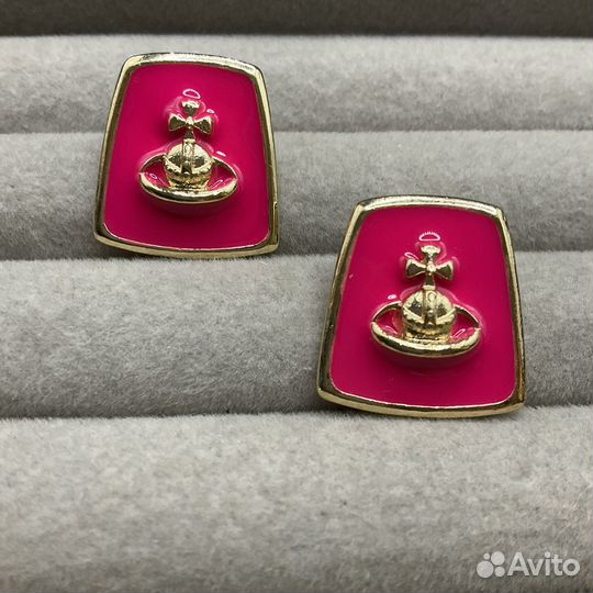 Серьги в стиле Vivienne Westwood