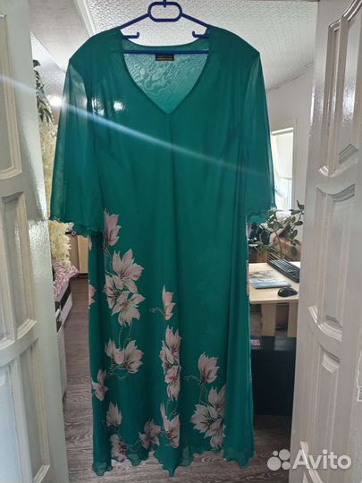 Платье женское 66 размер