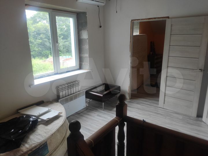 Дом 112 м² на участке 11 сот.