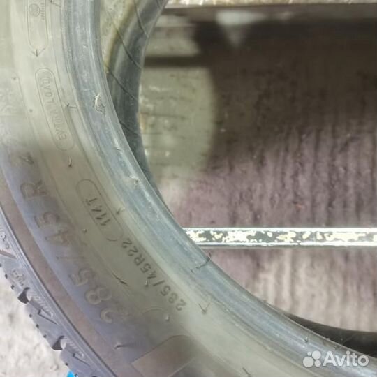 Michelin X-Ice XI2 285/45 R22