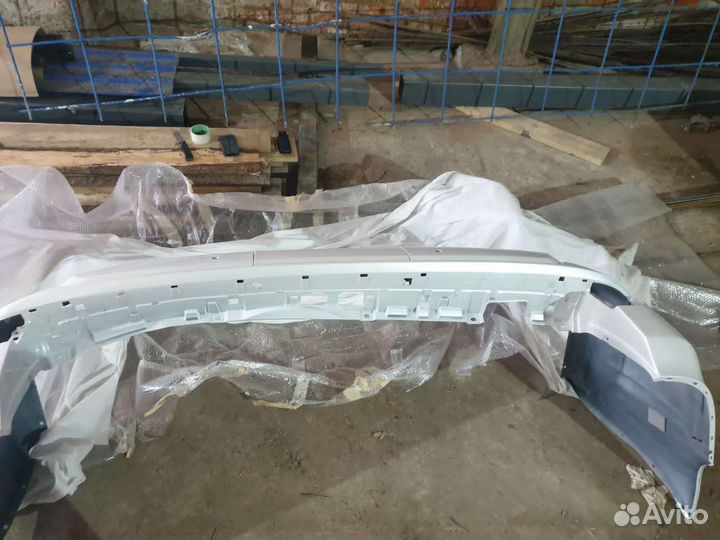 Бампер на Lexus LX 570