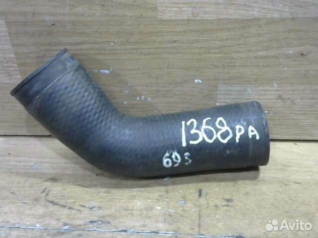 Патрубок интеркулера Mazda MPV 2