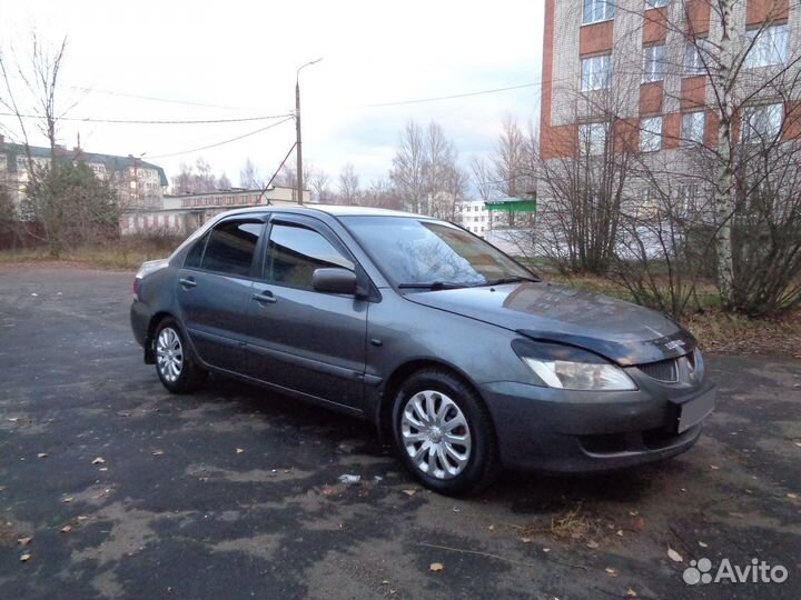 Mitsubishi Lancer 1.6 МТ, 2005, 195 000 км