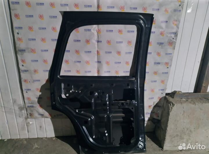 Дверь задняя левая TH 2000г
