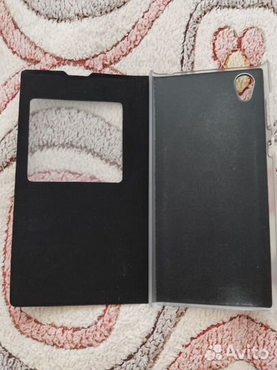 Продаю 2 чехла для Sony L1