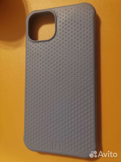 Чехол UAG iPhone 13