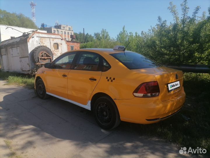 Volkswagen Polo 1.6 МТ, 2016, 585 000 км