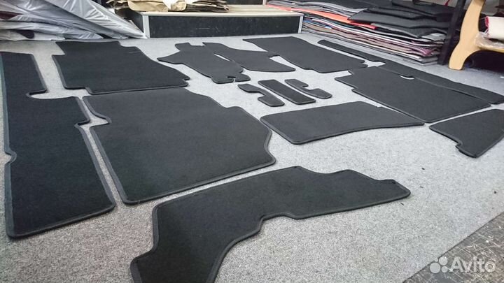 Автоковрики (обшивка пола) для Mercedes-Benz w123