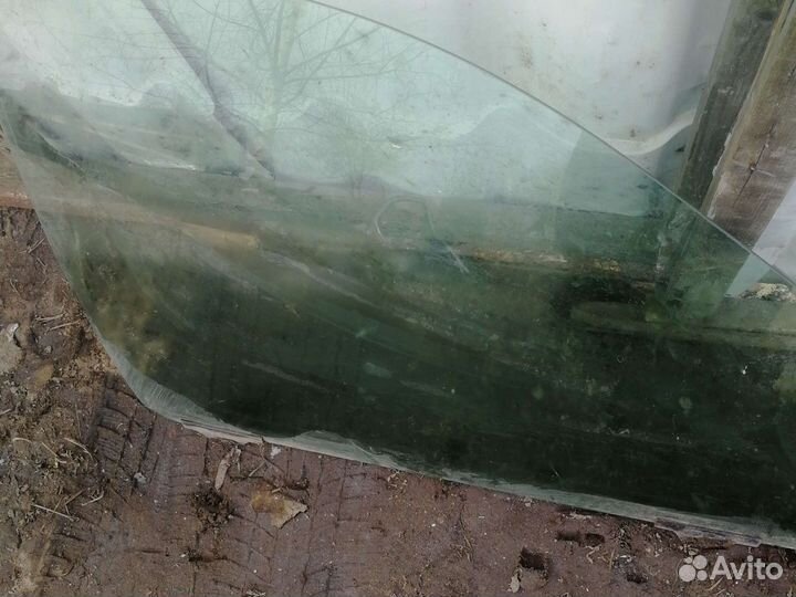 Стекло передней правой двери додж карован 3