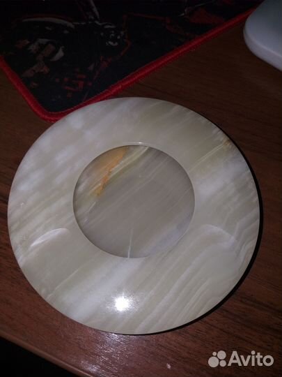 Пепельница из оникса. Новая