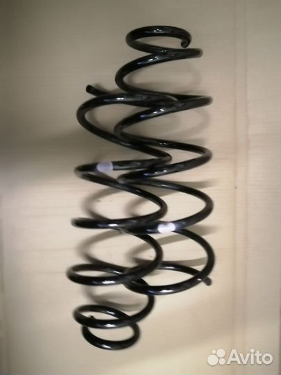 Пружина VW golf IV/bora 1,4-1,8 97-05 передняя