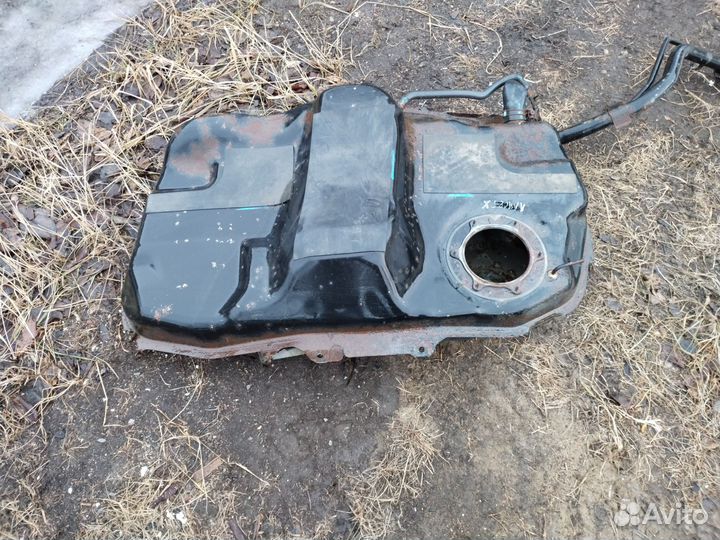 Бензобак Mitsubishi Lancer 10