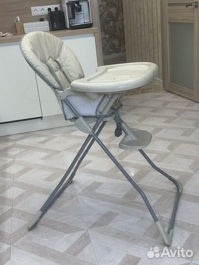 Детский стульчик для кормления