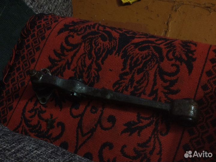 Передний рычаг