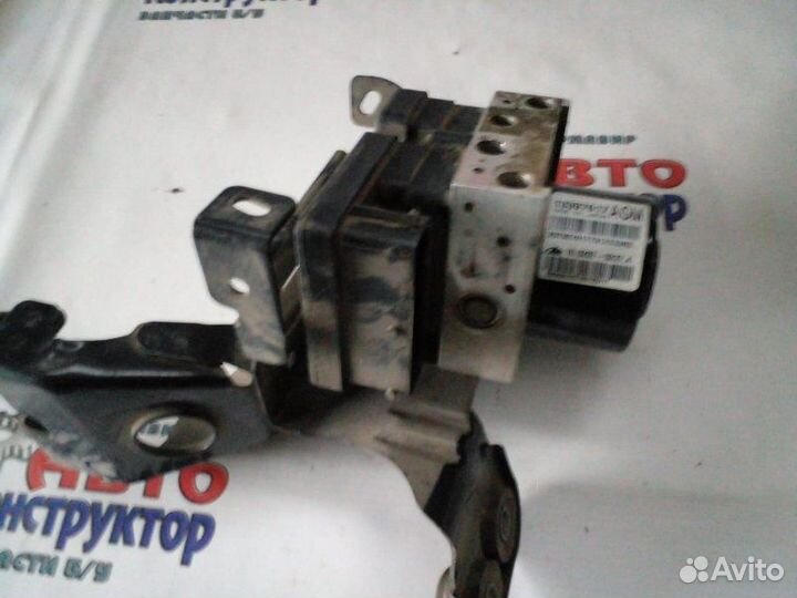Блок ABS (насос) Chevrolet Cruze седан F16D3 2012