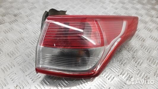 Фонарь задний правый ford escape 3 (83F07MY01)