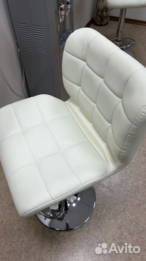 Барный стул