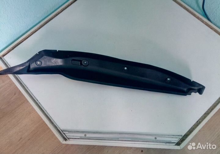 Накладка крыла переднего правого Мерседес А176