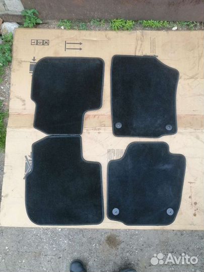 Коврики для автомобиля