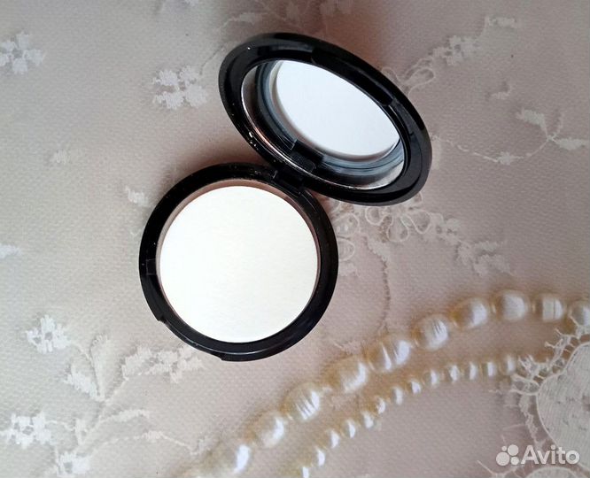 Still Пудра моделирующая 