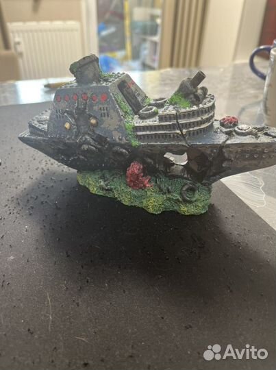 Корабль в аквариум