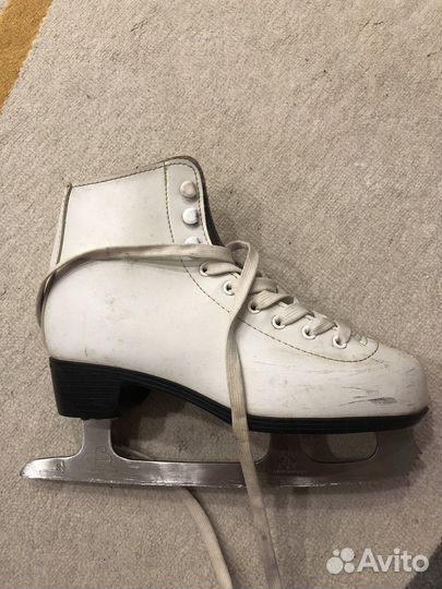 Коньки фигурные 36 размер