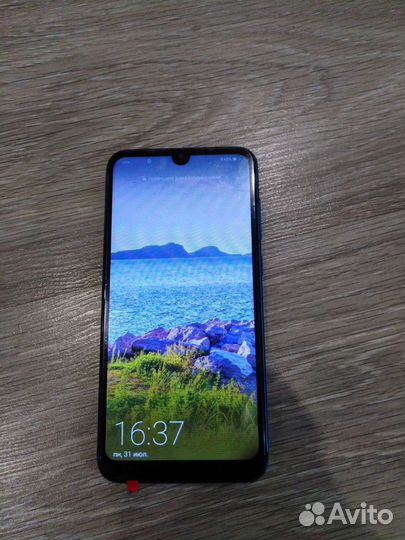 Телефон Huawei y7 2019