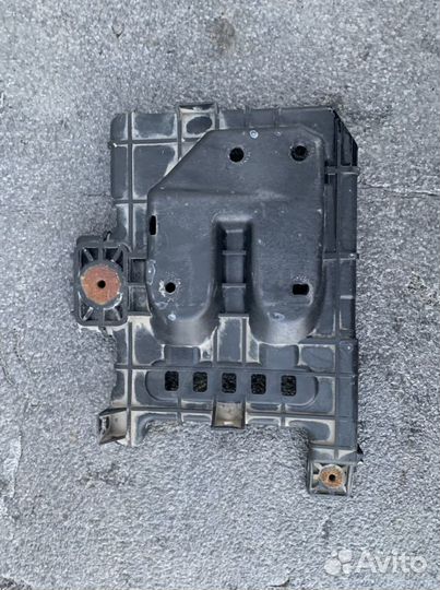 Площадка аккумулятора Kia Ceed 1 Оригинал