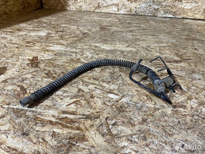 Шланг тормозной задний VW Touareg GP 02-10