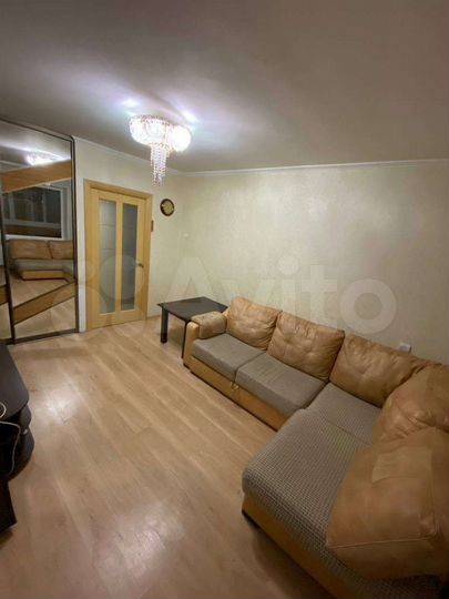 2-к. квартира, 57 м², 3/5 эт.