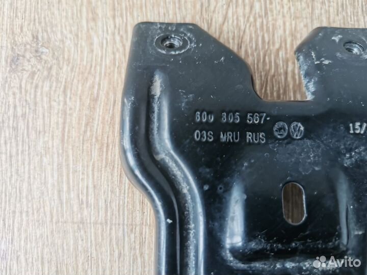 Кронштейн замка капота Фольксваген Поло Volkswagen