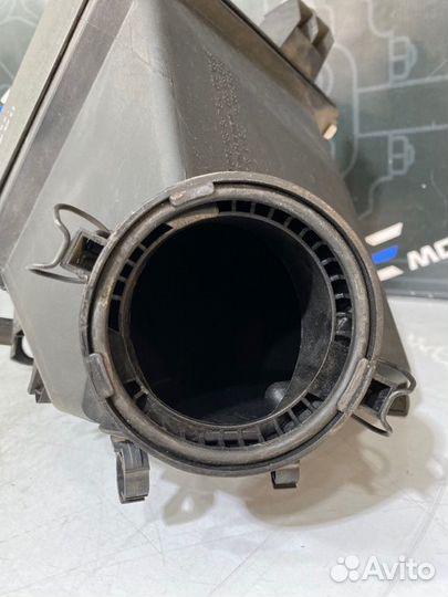 Корпус воздушного фильтра Audi Allroad C5 BES 2003