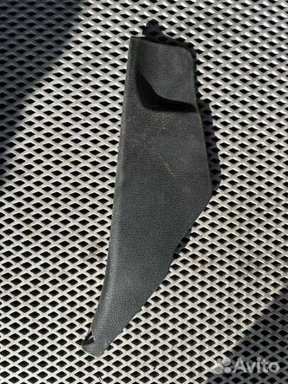 Обшивка стойки задняя правая нижняя Geely