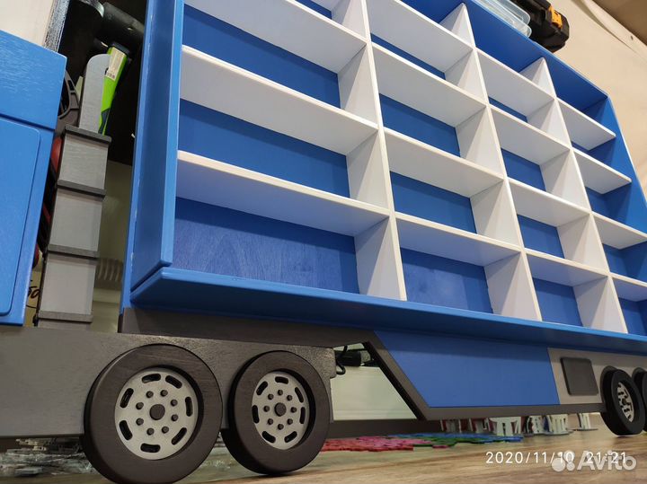 Детская полка для машинок