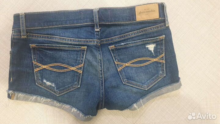 Джинсовые шорты