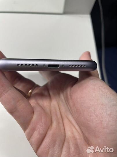 iPhone 11