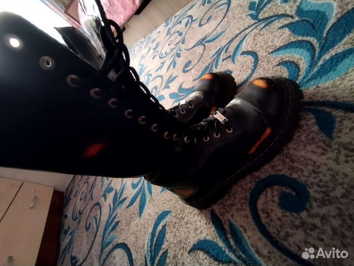 Ботинки Камелот