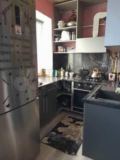 4-к. квартира, 52 м², 2/2 эт.