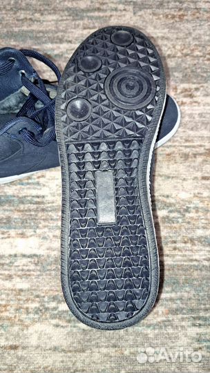 Мужские зимние кроссовки 43 размер новые