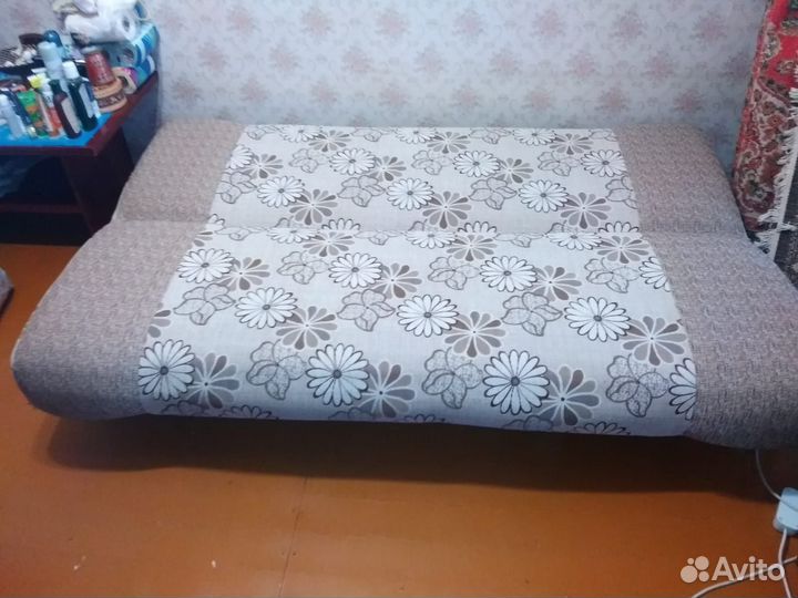 Спальный диван