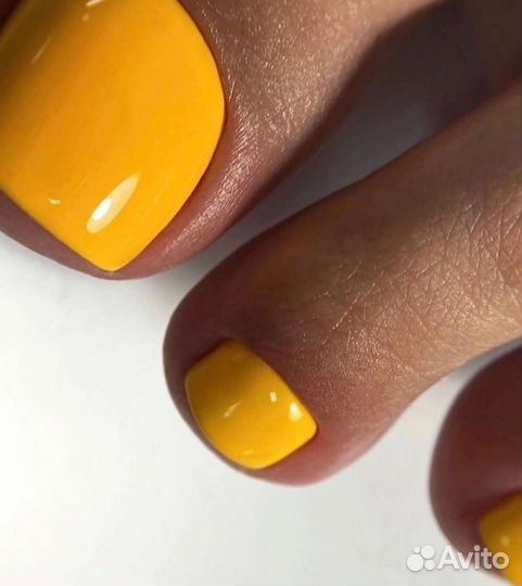 Мастер маникюра и педикюра