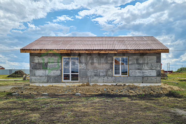 Дом 65 м² на участке 5 сот.